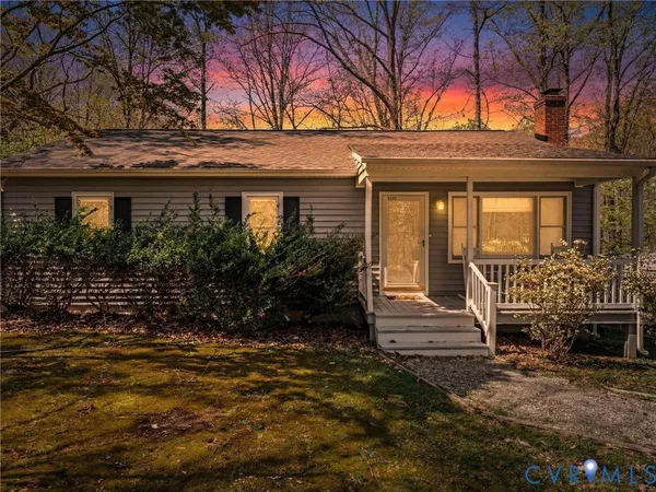 $2,200 | 2217 Mountain View Road, Powhatan, VA 23139