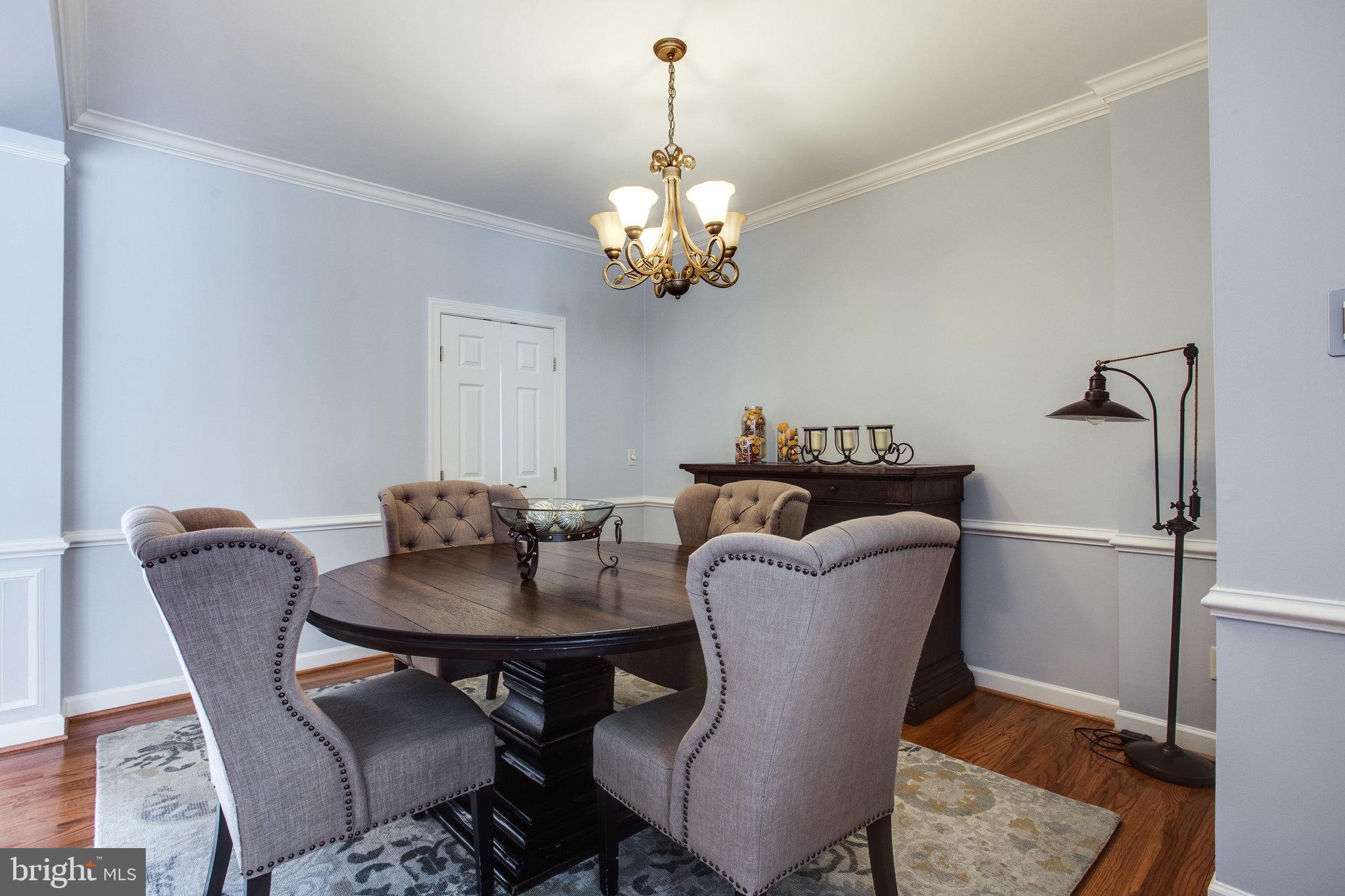 136 Roland Court Southwest Vienna, VA 22180 - Photo 14 of 67 Freshly painted Dining Room