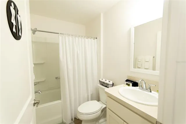 $269,000 | 1914 Hux Court, The Villages, FL 34762