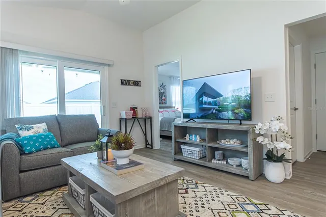 $269,000 | 1914 Hux Court, The Villages, FL 34762