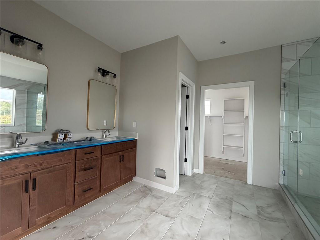 834 Reed Drive Raymore, MO 64083 - Photo 9 of 28 Gallery Image 9