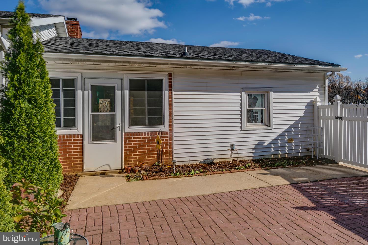 16640 Dolf Road Stewartstown, PA 17363 - Photo 31 of 37 Gallery Image 31