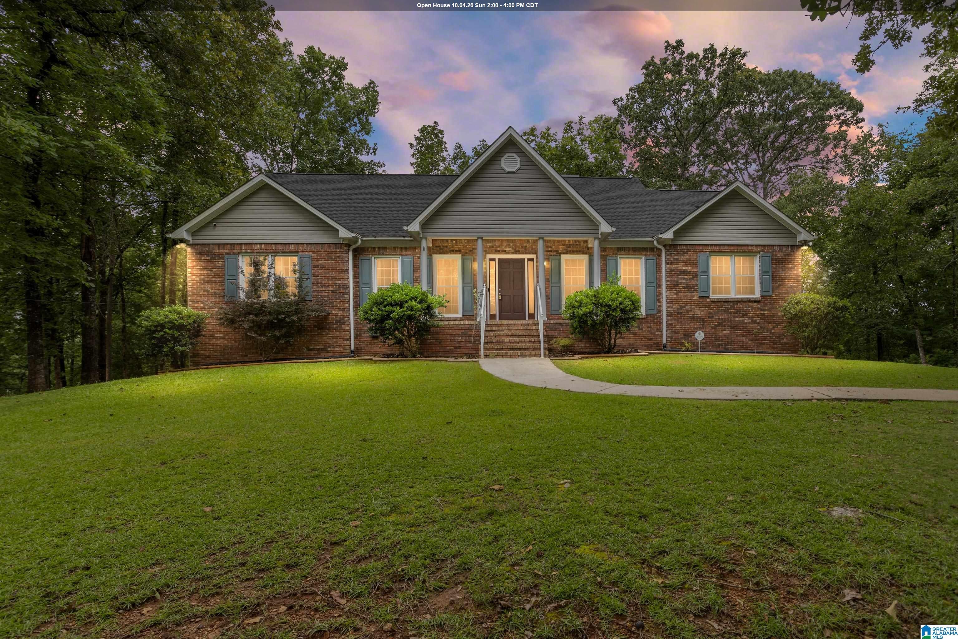 205 Chestnut Circle Alabaster, AL 35007 - Photo 1 of 50 Gallery Image 1