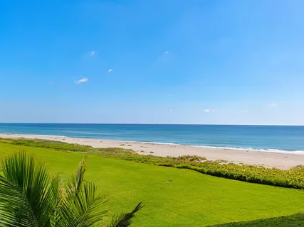 $3,150,000 | 2500 South Ocean Boulevard, Unit 3A3, Palm Beach, FL 33480