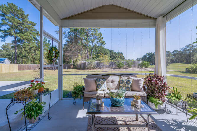 522 Kilarney Road Summerville, SC 29483 - Photo 20 of 25 522 Kilarney Rd Summerville SC-small-020
