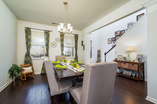 522 Kilarney Road Summerville, SC 29483 - Photo 4 of 25 522 Kilarney Rd Summerville SC-small-008