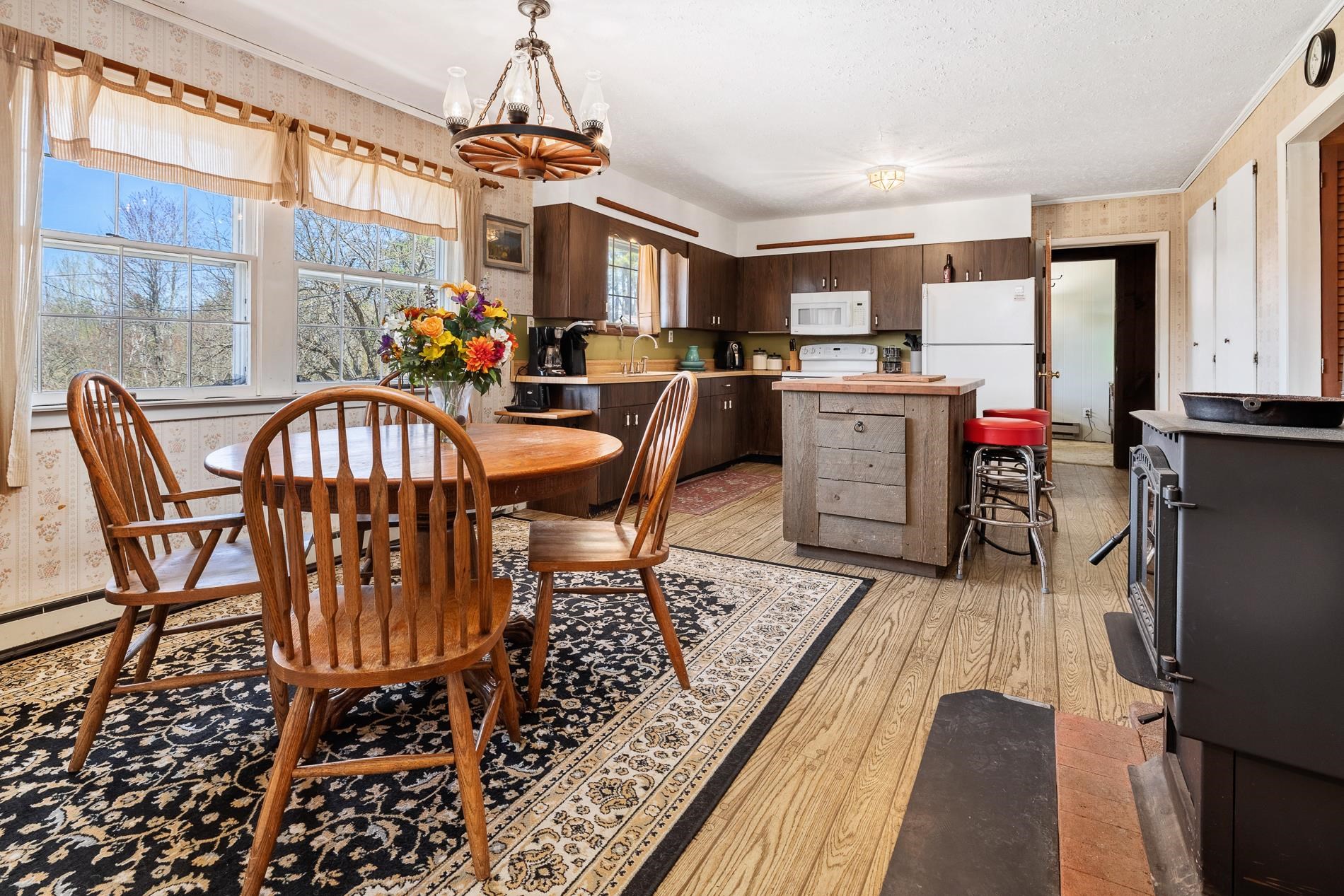130 David Road Royalton, VT 05032 - Photo 3 of 40