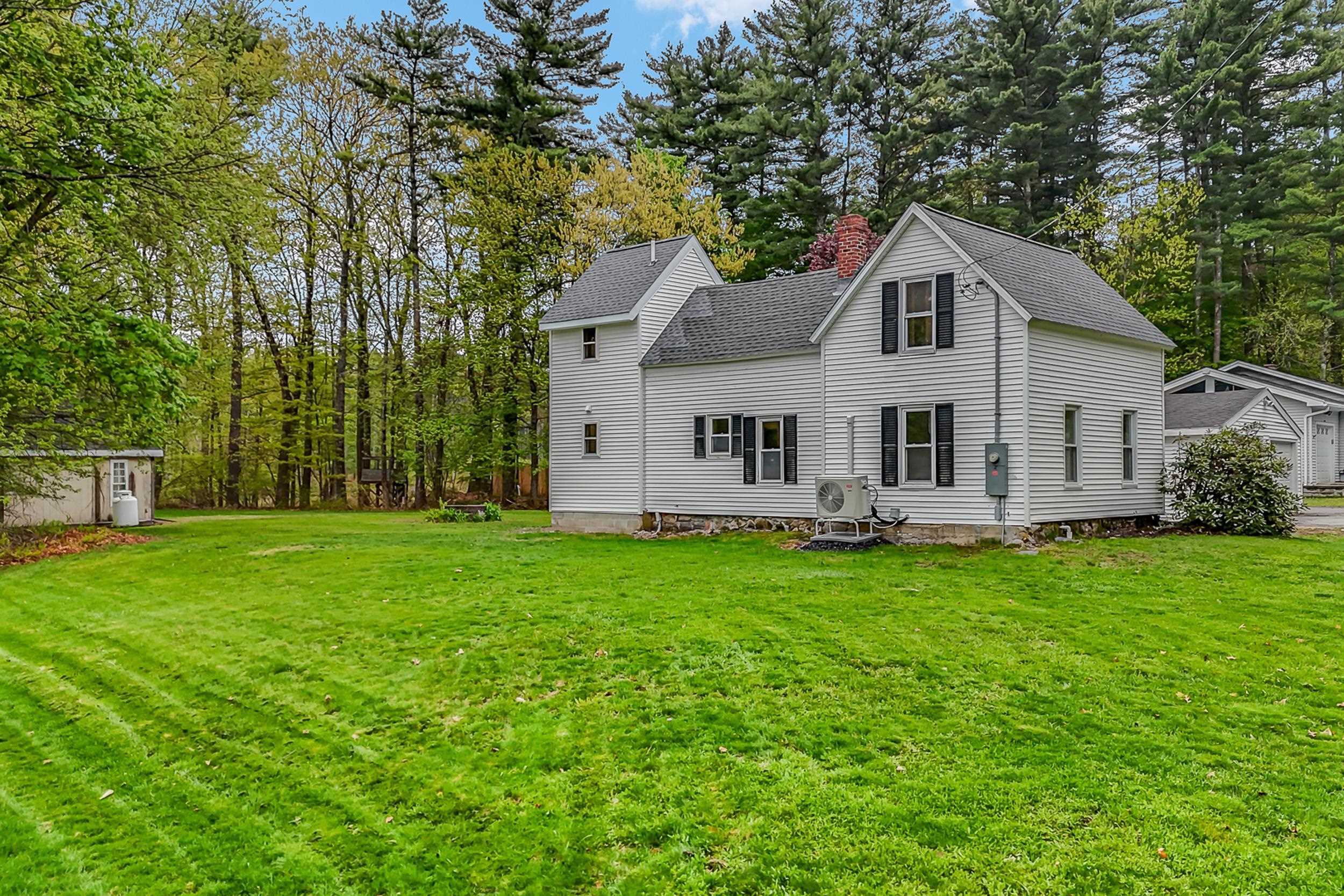 1299 Lake Shore Road Manchester, NH 03109 - Photo 25 of 35