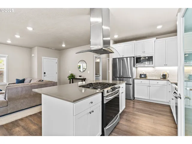 $659,900 | 3740 Rockcress Road, Eugene, OR 97403