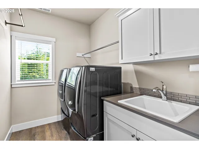 $659,900 | 3740 Rockcress Road, Eugene, OR 97403