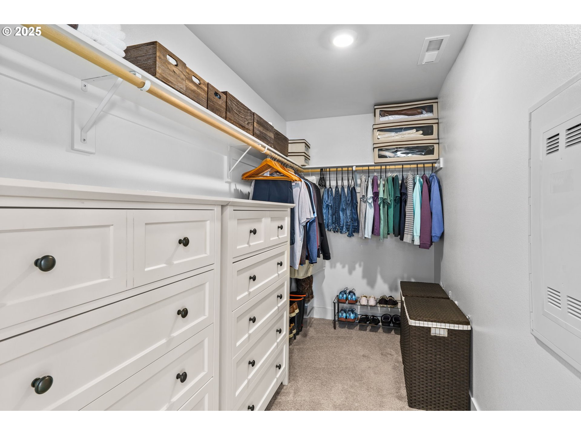 3740 Rockcress Road Eugene, OR 97403 - Photo 36 of 47 a view of closet