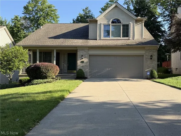 $419,900 | 8304 Washington Avenue, North Royalton, OH 44133