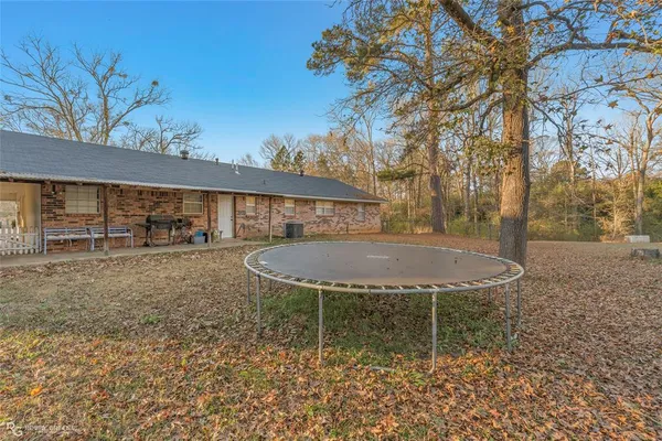 $295,000 | 7880 Choctaw Lane, Shreveport, LA 71107