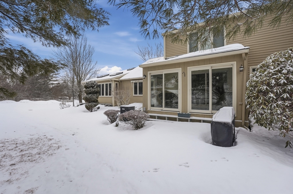 47 Collins Street, Unit 50 Danvers, MA 01923 - Photo 36 of 40