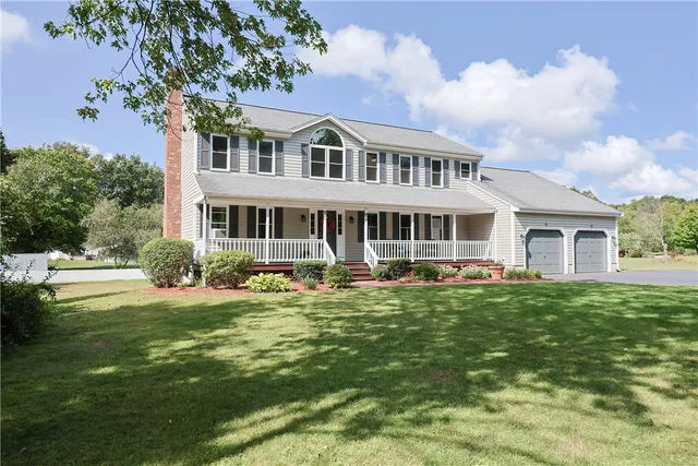 $760,000 | 2 Nicole Way, Rehoboth, MA 02769