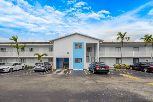 $320,000 | 6041 West 24th Avenue, Unit B202, Hialeah, FL 33016