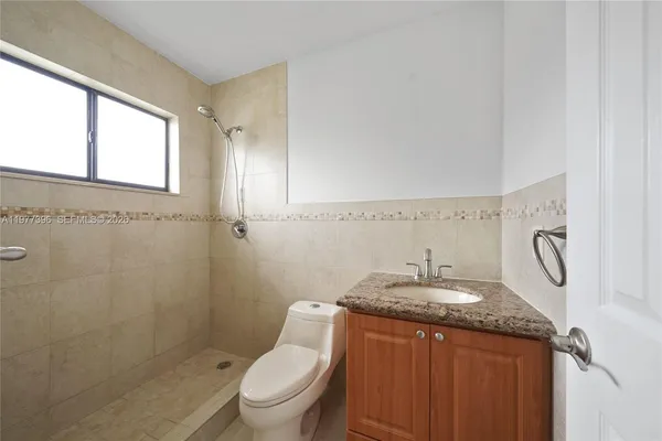 $320,000 | 6041 West 24th Avenue, Unit B202, Hialeah, FL 33016