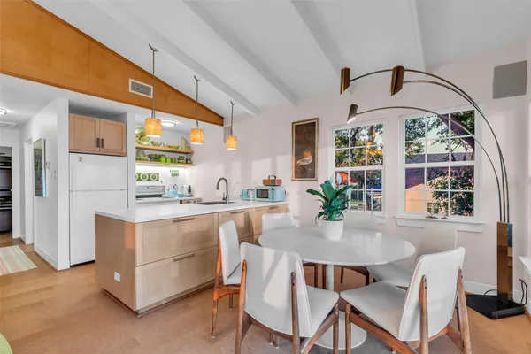 $449,000 | 784 West Cattle Drive, Onalaska, TX 77360