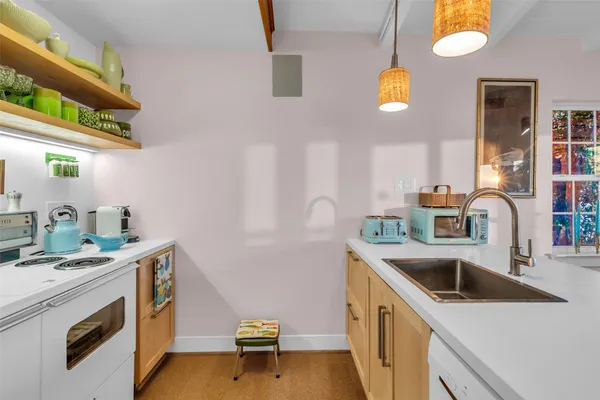 $449,000 | 784 West Cattle Drive, Onalaska, TX 77360