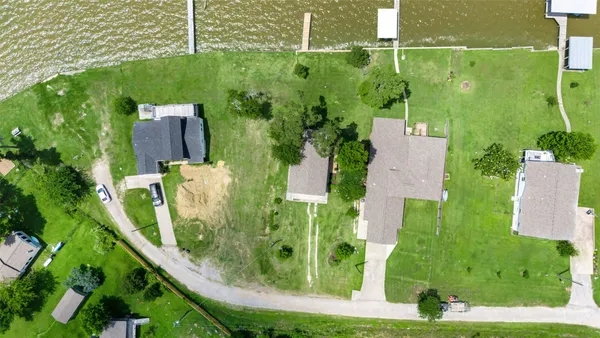 $449,000 | 784 West Cattle Drive, Onalaska, TX 77360