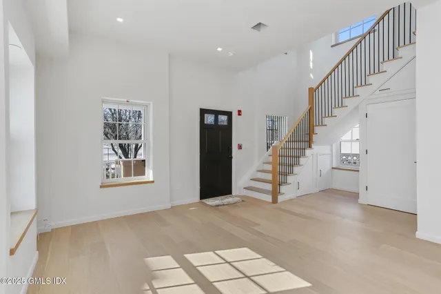 $7,000,000 | 63 Church Street, Greenwich, CT 06830