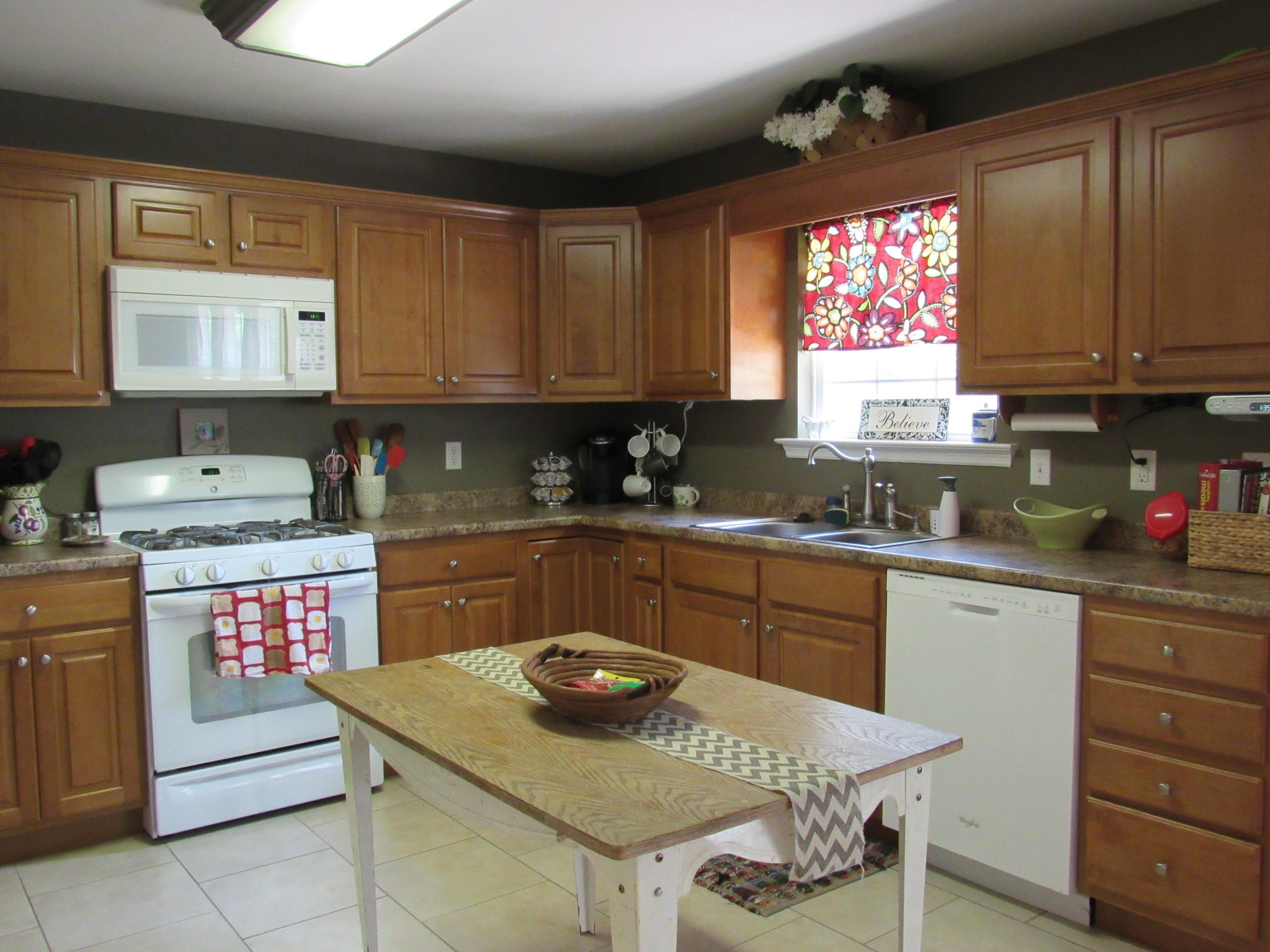 5211 Austin Road Hixson, TN 37343 - Photo 11 of 28 Tiled floor in kitchen