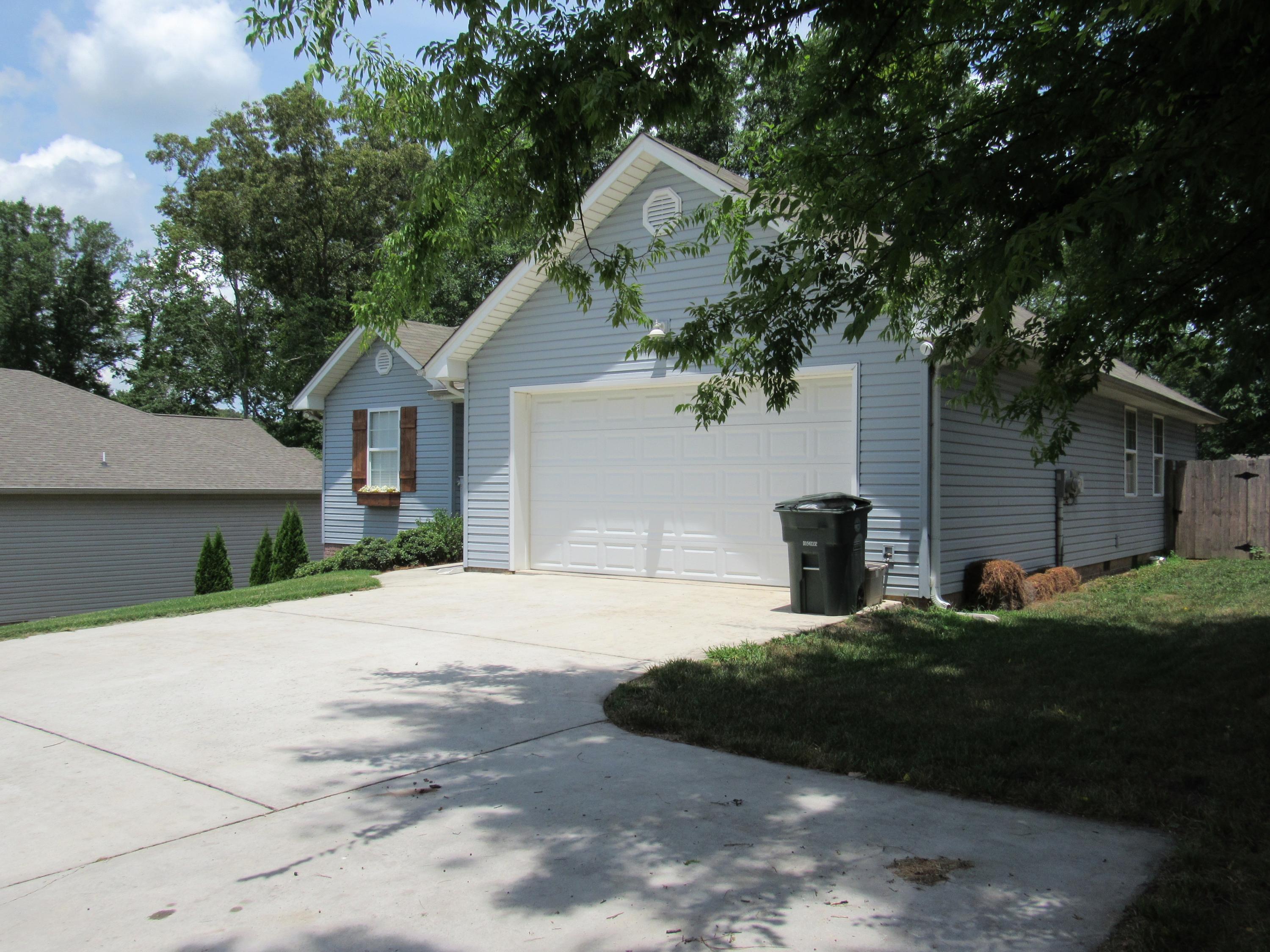5211 Austin Road Hixson, TN 37343 - Photo 25 of 28 Even a turn around!
