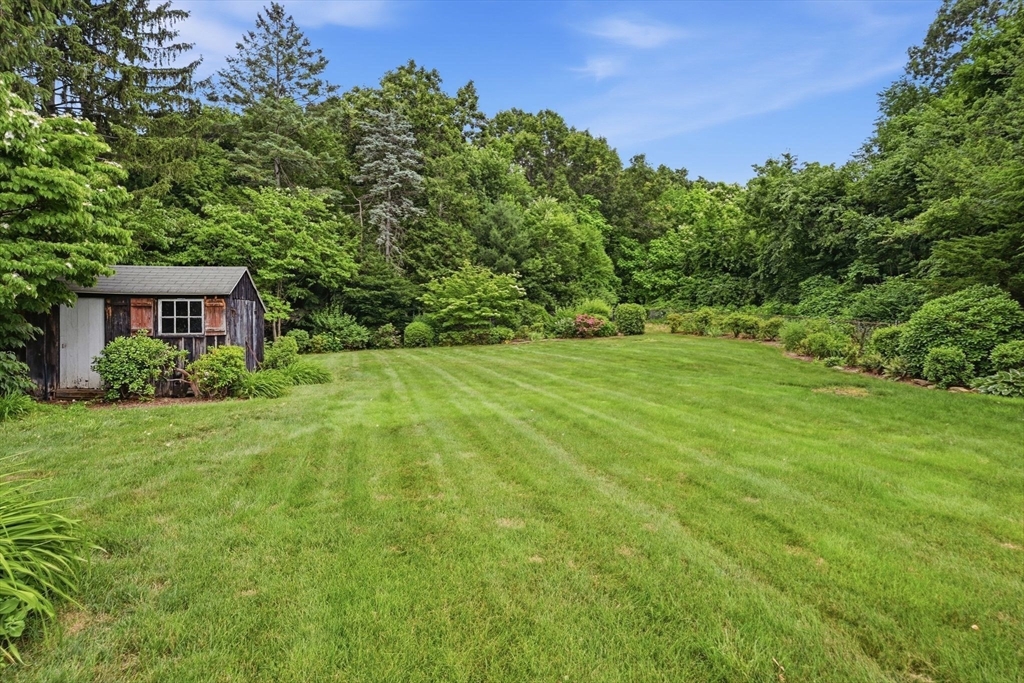 47 Fenway Drive Springfield, MA 01119 - Photo 36 of 42