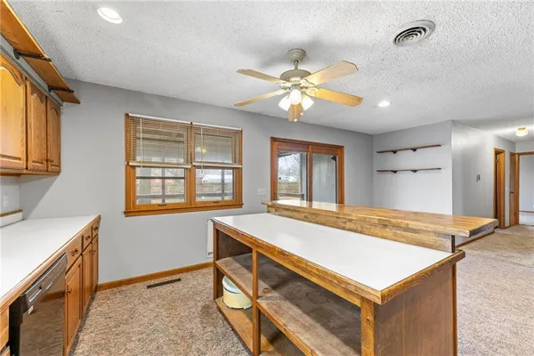 $125,000 | 322 North 3rd Street, Iola, KS 66749