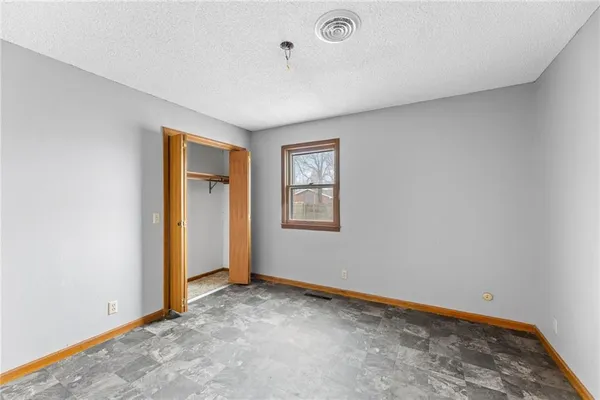 $125,000 | 322 North 3rd Street, Iola, KS 66749