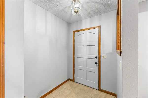 $125,000 | 322 North 3rd Street, Iola, KS 66749