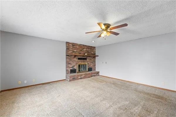 $125,000 | 322 North 3rd Street, Iola, KS 66749