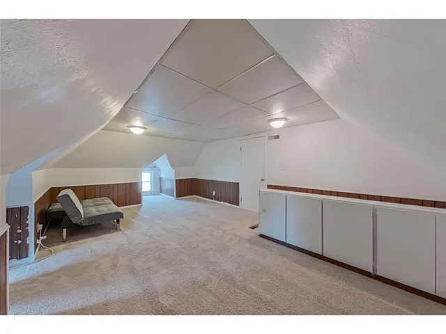 $240,000 | 112 5th Street Northeast, Stewartville, MN 55976