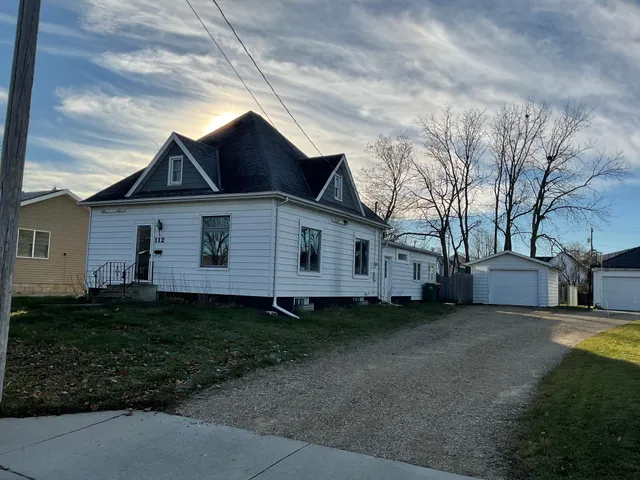 $240,000 | 112 5th Street Northeast, Stewartville, MN 55976