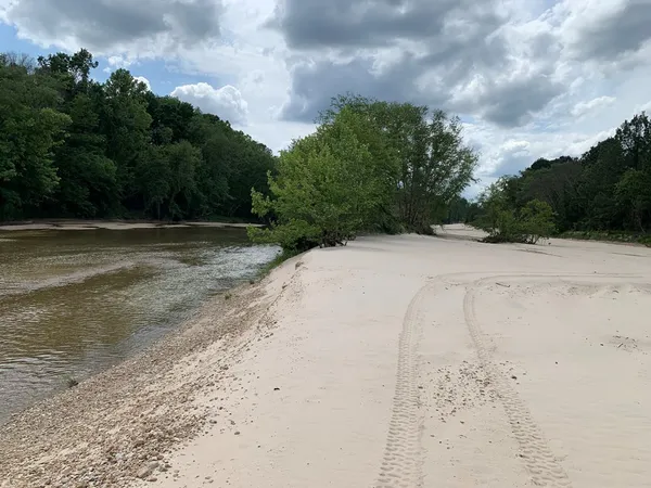 $1,047,404 | . Southwest Oldenburg Road, Meadville, MS 39653