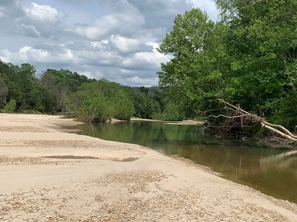 $1,047,404 | . Southwest Oldenburg Road, Meadville, MS 39653