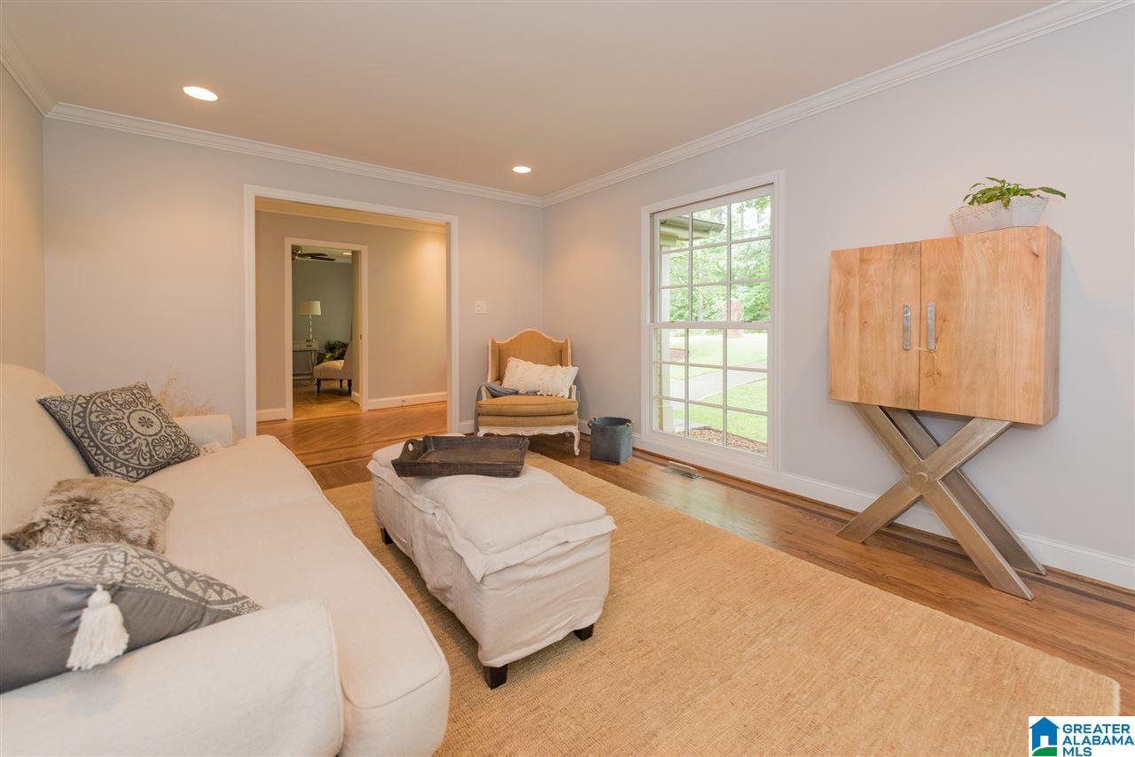 1525 Wellington View Road Birmingham, AL 35209 - Photo 8 of 50