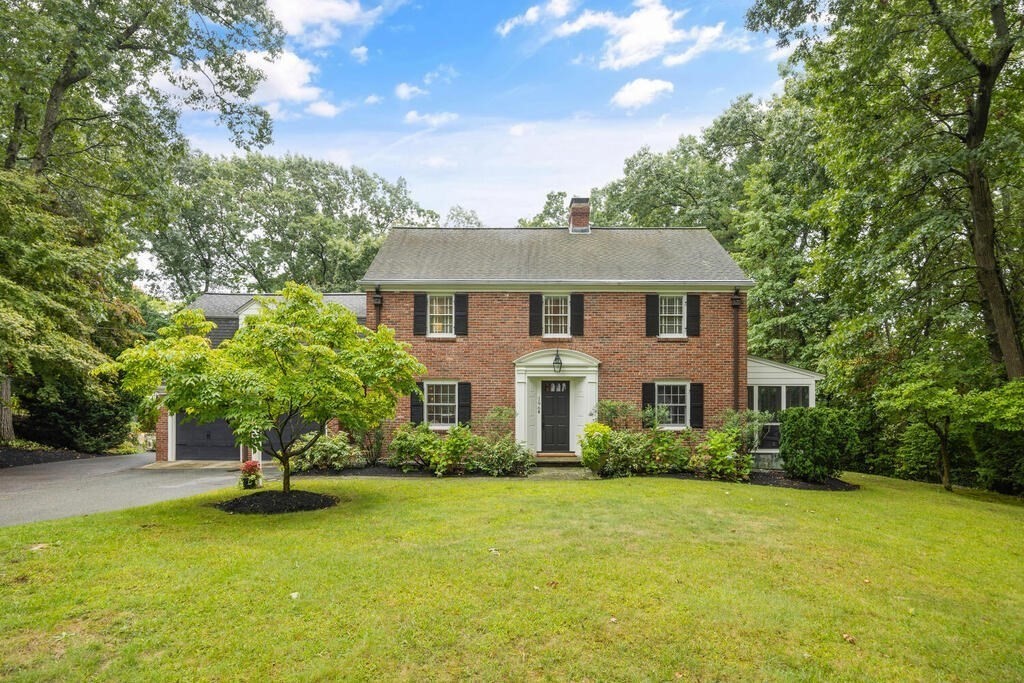 196 Follen Road Lexington, MA 02421 - Photo 2 of 33