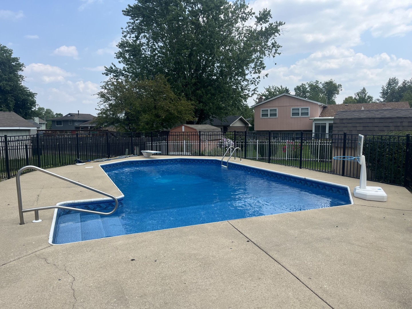 267 Center Road Frankfort, IL 60423 - Photo 26 of 26 a view of a swimming pool with a lounge chair