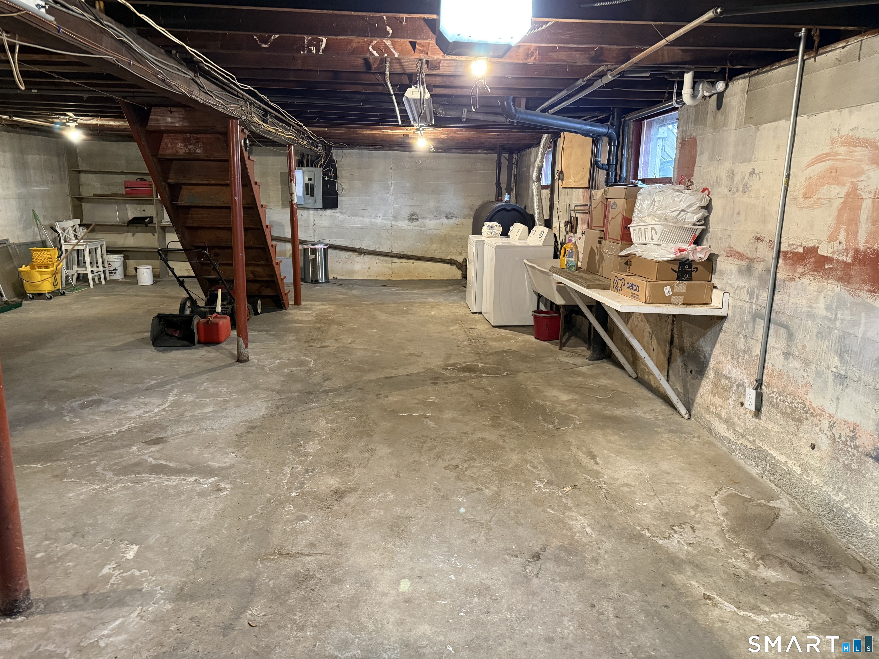 20 Richards Grove Road Waterford, CT 06375 - Photo 5 of 10 a view of storage and utility room
