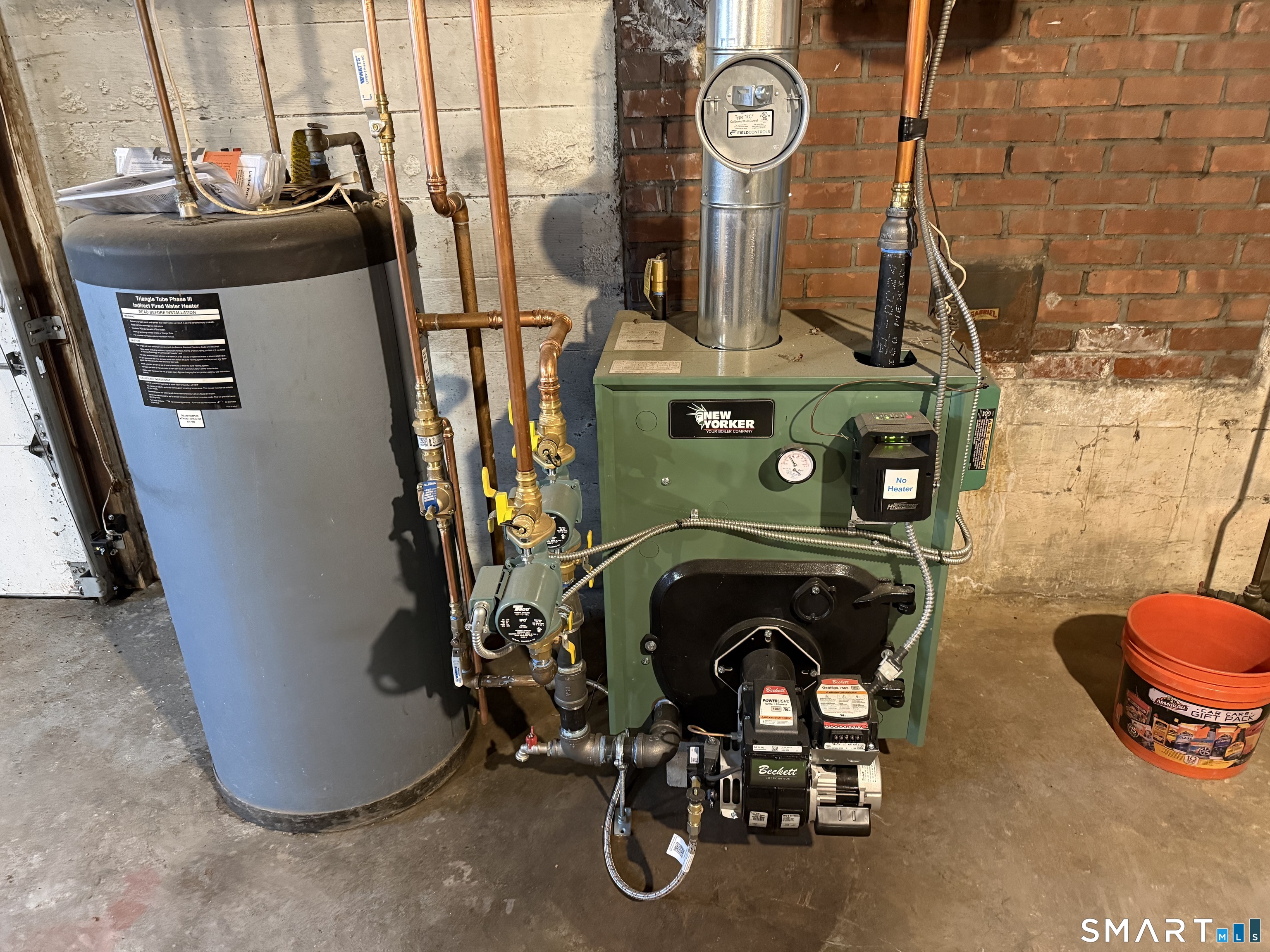 20 Richards Grove Road Waterford, CT 06375 - Photo 6 of 10 a view of living room with furniture and a fireplace