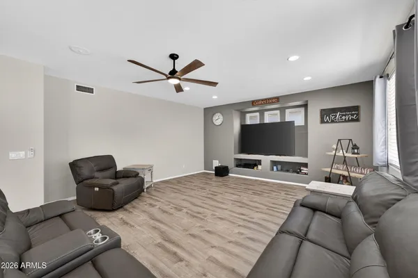 $700,000 | 629 East Orchid Lane, Gilbert, AZ 85296