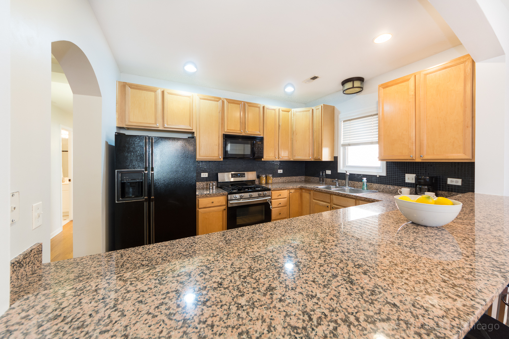 3924 North Southport Avenue, Unit 3N Chicago, IL 60613 - Photo 8 of 25