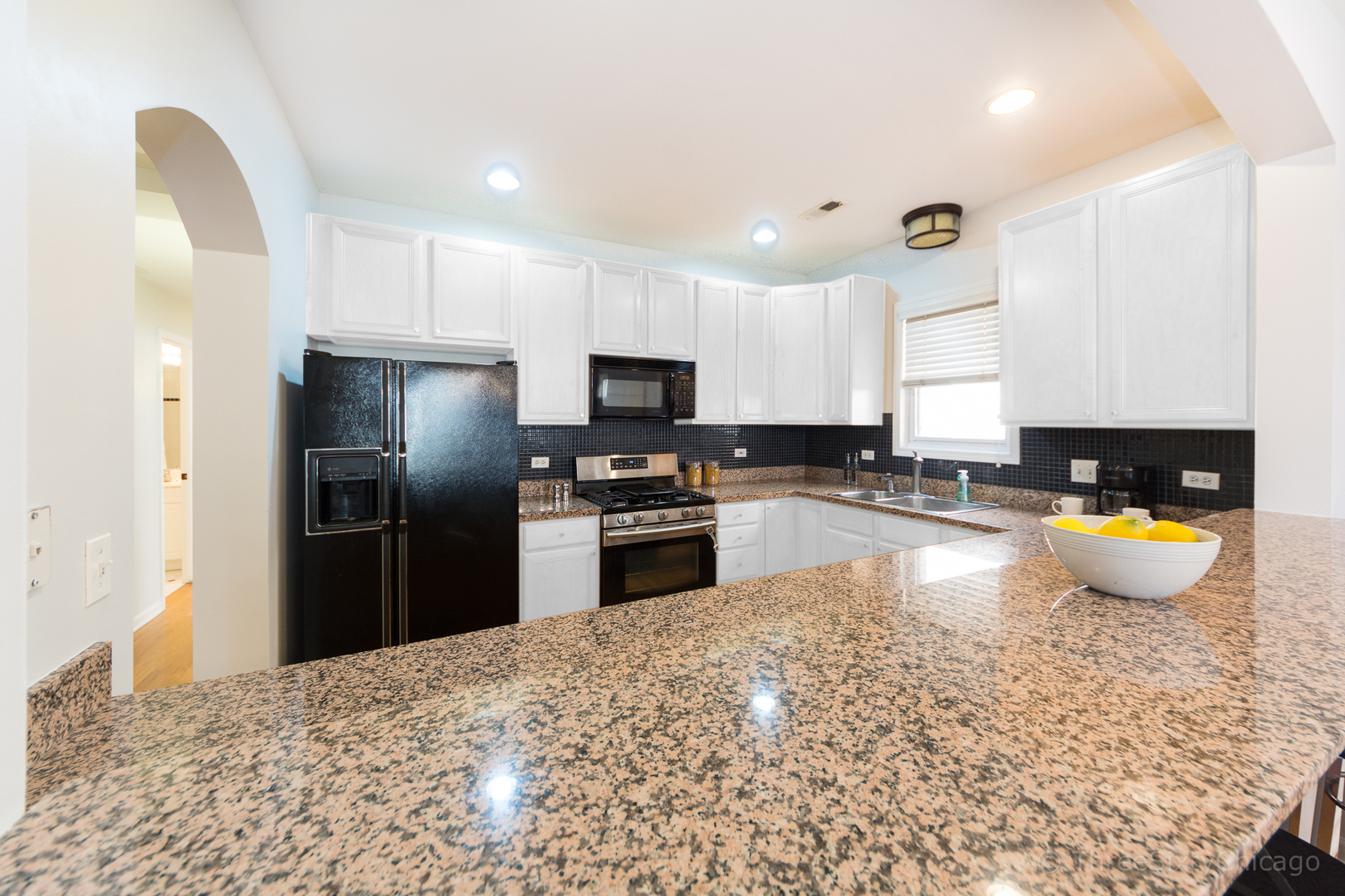 3924 North Southport Avenue, Unit 3N Chicago, IL 60613 - Photo 9 of 25