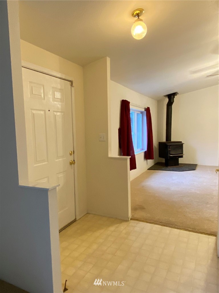 14494 Sidney Road Southwest Port Orchard, WA 98367 - Photo 9 of 29 Gallery Image 9