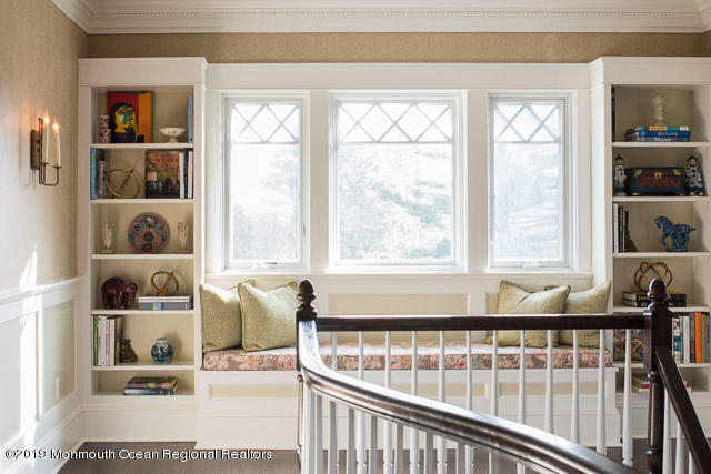 4 Briarwood Road Rumson, NJ 07760 - Photo 26 of 33 Upper Foyer