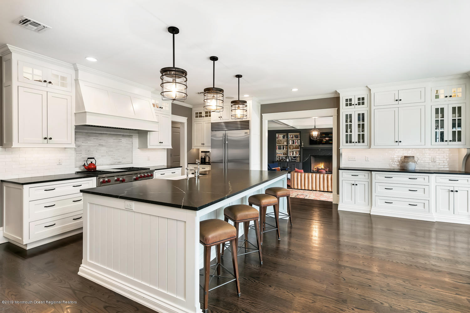 4 Briarwood Road Rumson, NJ 07760 - Photo 3 of 33 Kitchen