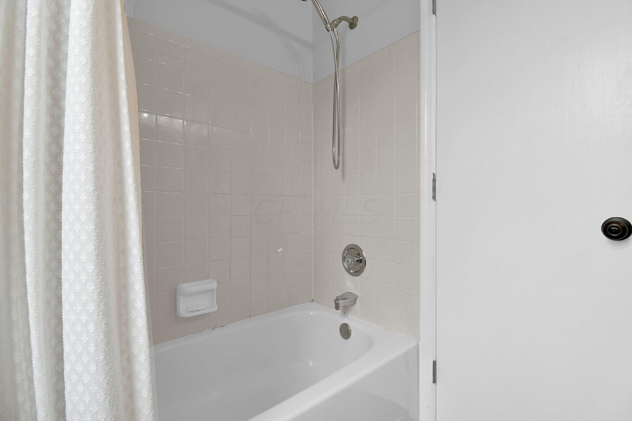 189 Greenbank Road Gahanna, OH 43230 - Photo 25 of 48 28-web-or-mls-189-greenbank-rd
