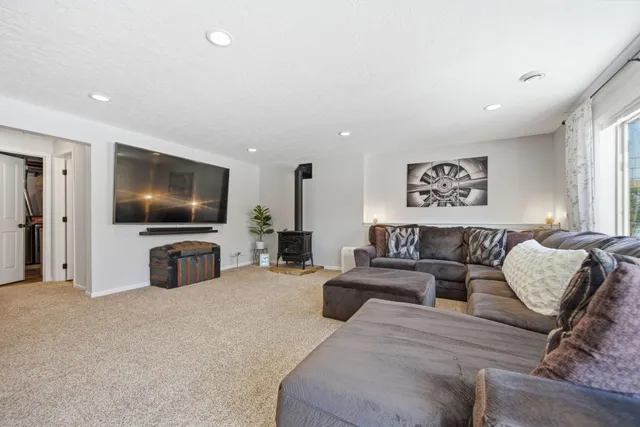 $399,900 | 8053 Trappers Ridge Drive, Clear Lake, MN 55319