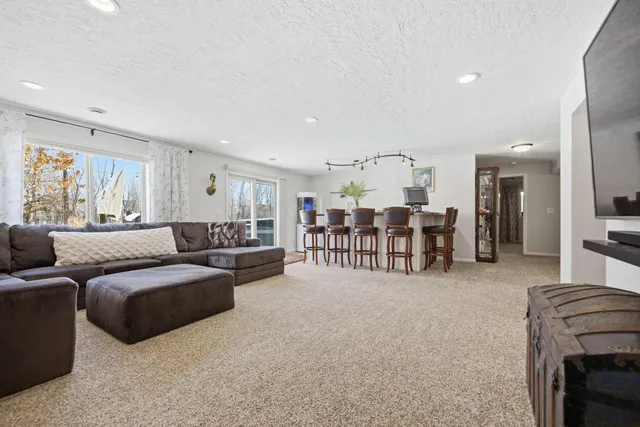 $399,900 | 8053 Trappers Ridge Drive, Clear Lake, MN 55319